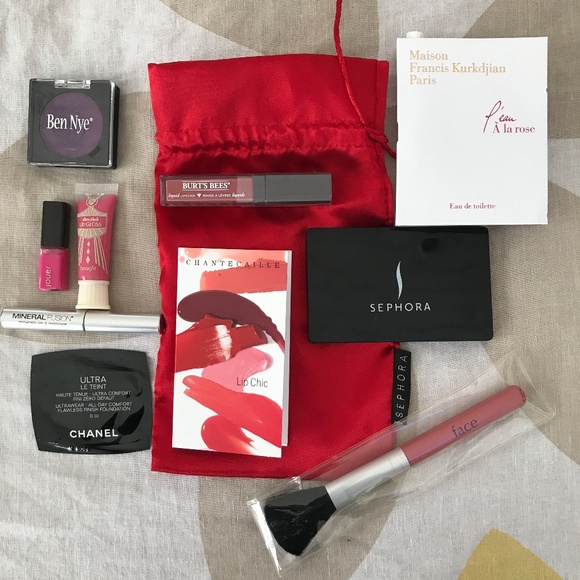 Sephora red sack and make up sample bundle All New